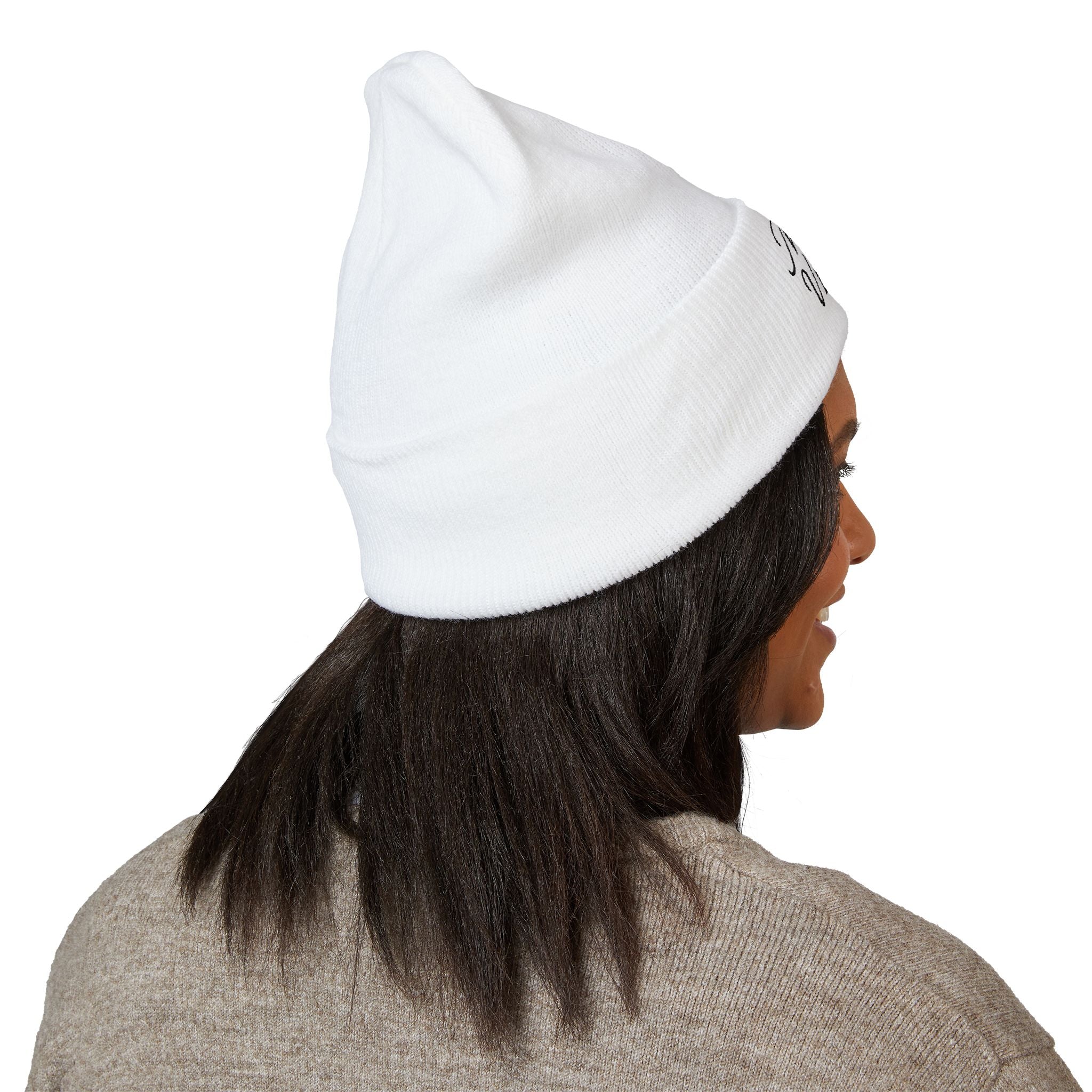 Bonnet Classique à Revers – MNUR VISION Accessoire d’hiver brodé, stylé et spirituel – Unisexe, intemporel, idéal pour offrir