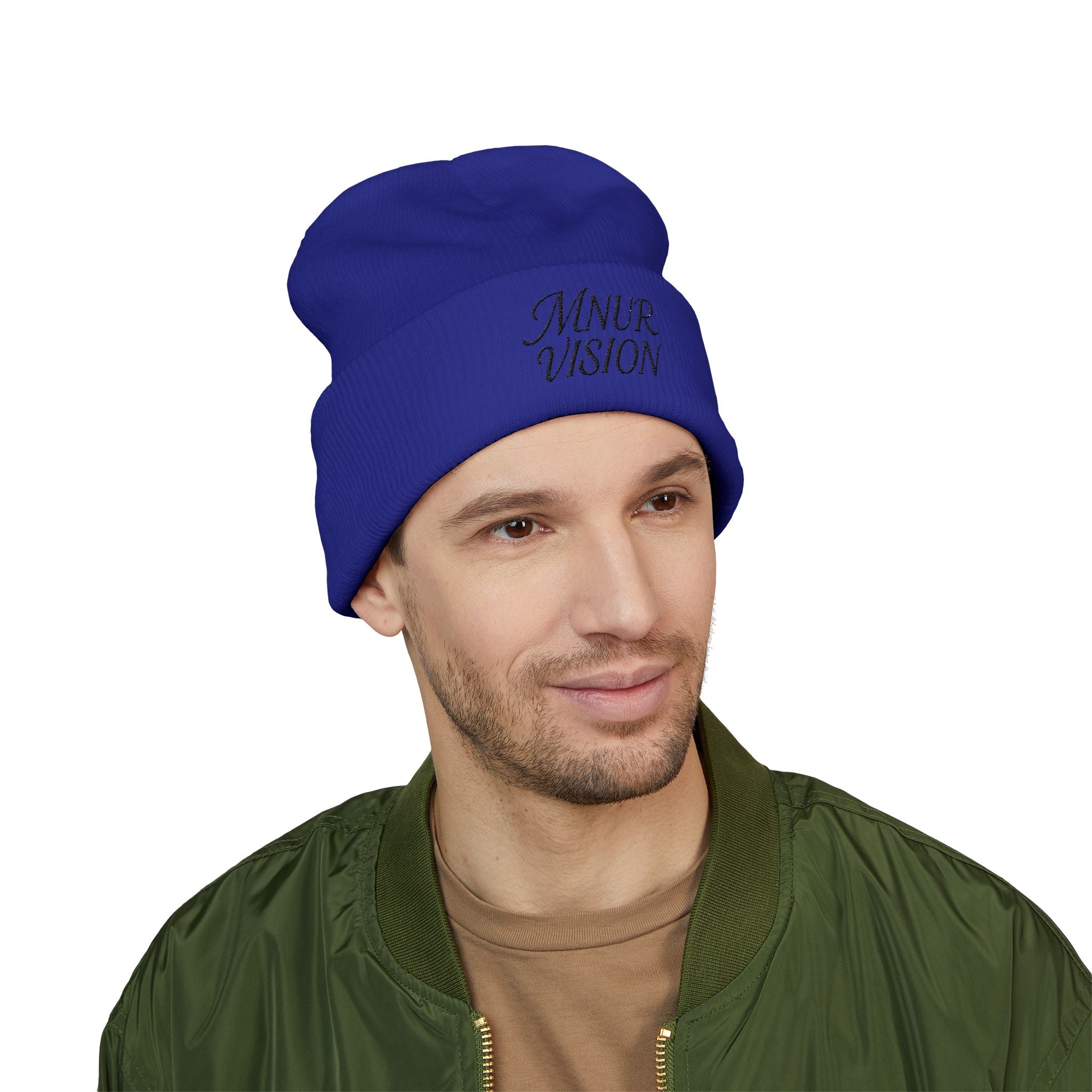 Bonnet Classique à Revers – MNUR VISION Accessoire d’hiver brodé, stylé et spirituel – Unisexe, intemporel, idéal pour offrir
